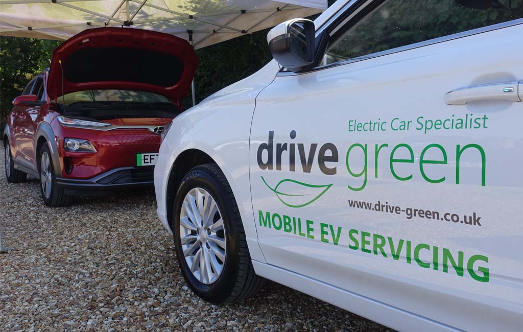 mobile ev servicing logo on car